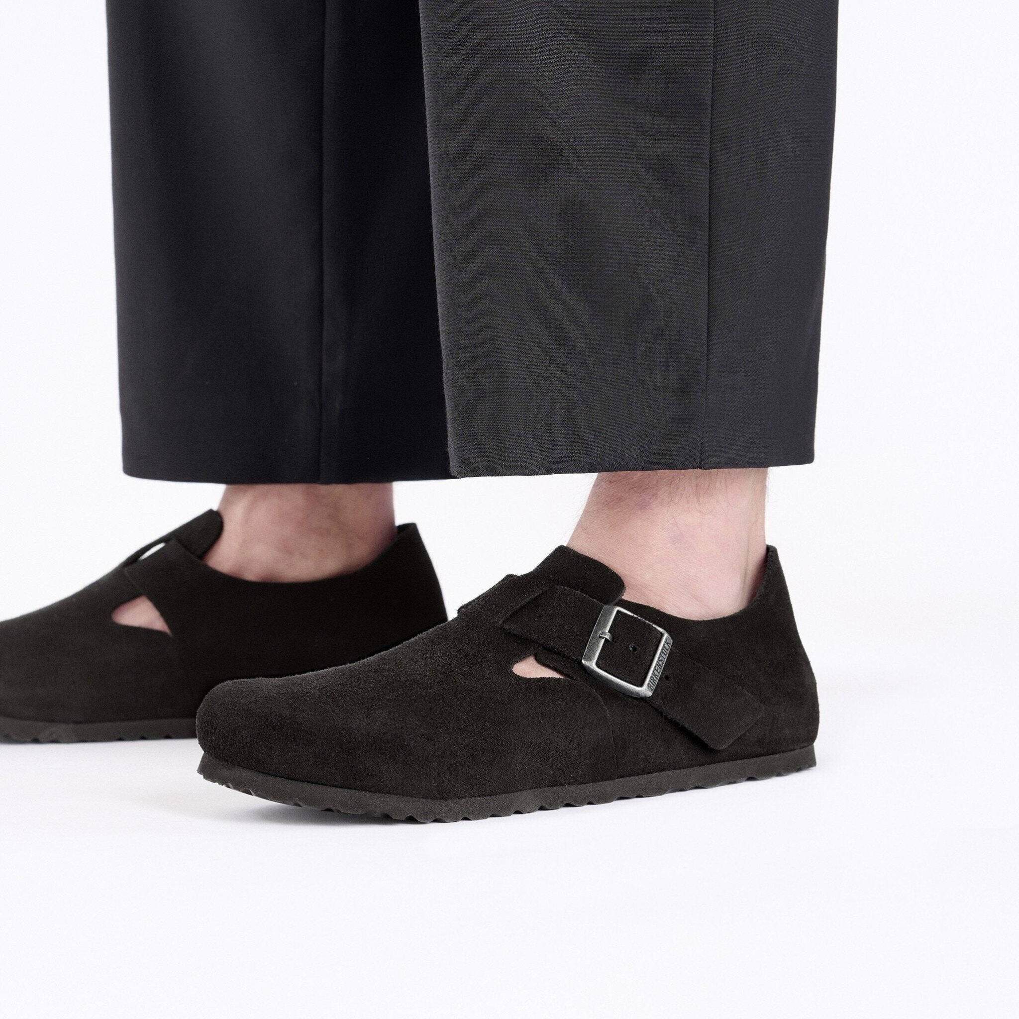 London | Suede | Black - Image 2